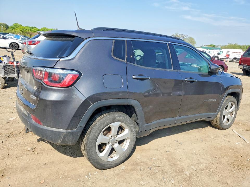 2017 Jeep Compass მანქანა იყიდება აუქციონზე, vin: 3C4NJDBB3HT639674, აუქციონის ნომერი: 50693686