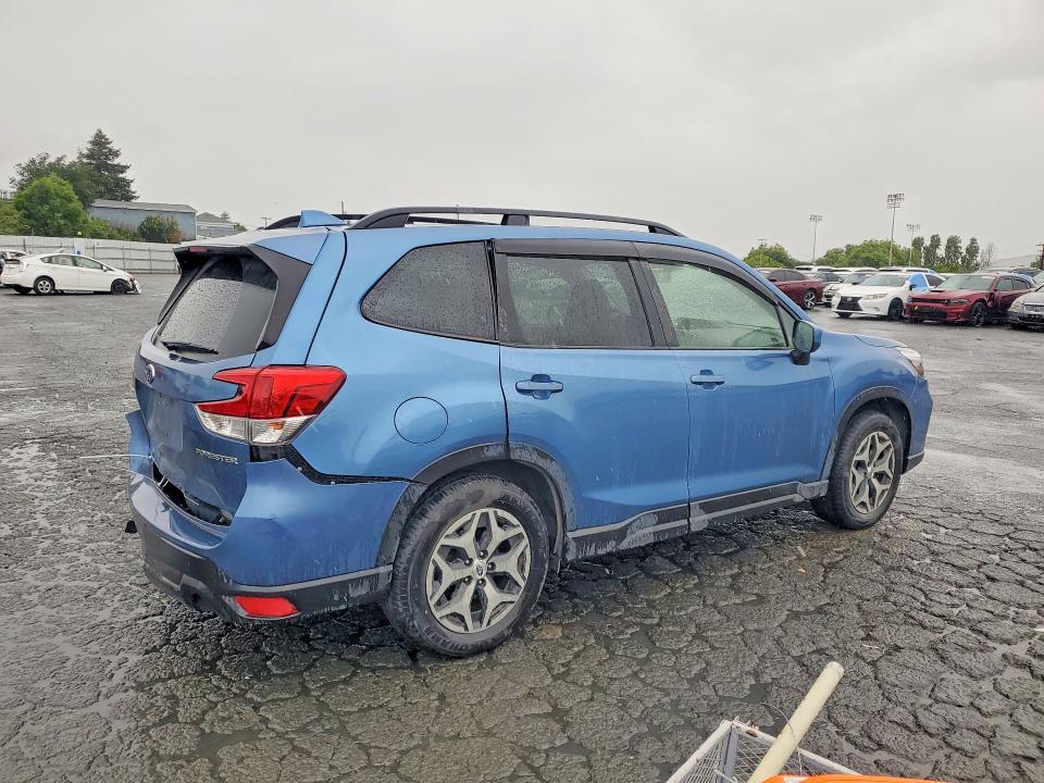 2020 Subaru Forester მანქანა იყიდება აუქციონზე, vin: JF2SKAGC7LH554068, აუქციონის ნომერი: 50679496