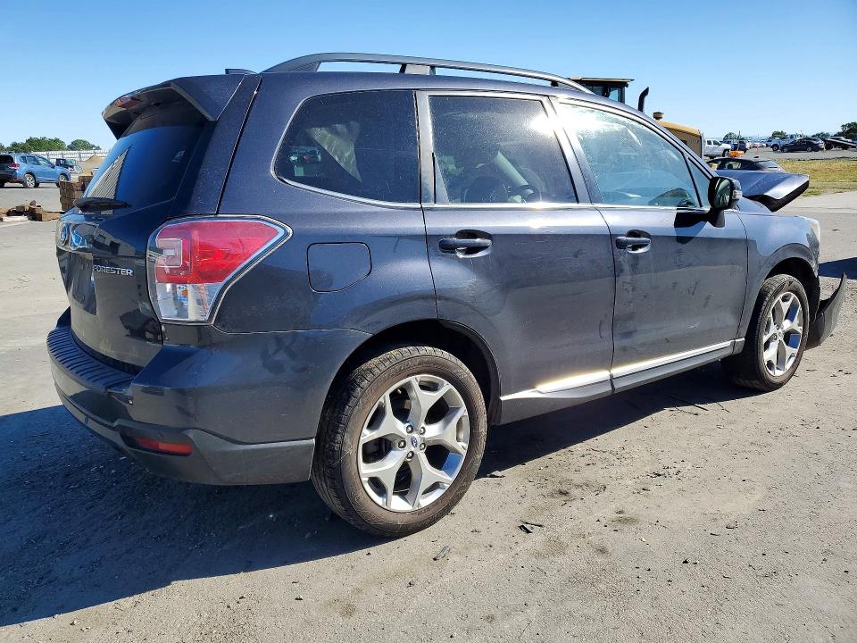 48535986 :رقم المزاد ، JF2SJAWC7JH500562 vin ، 2018 Subaru Forester مزاد بيع