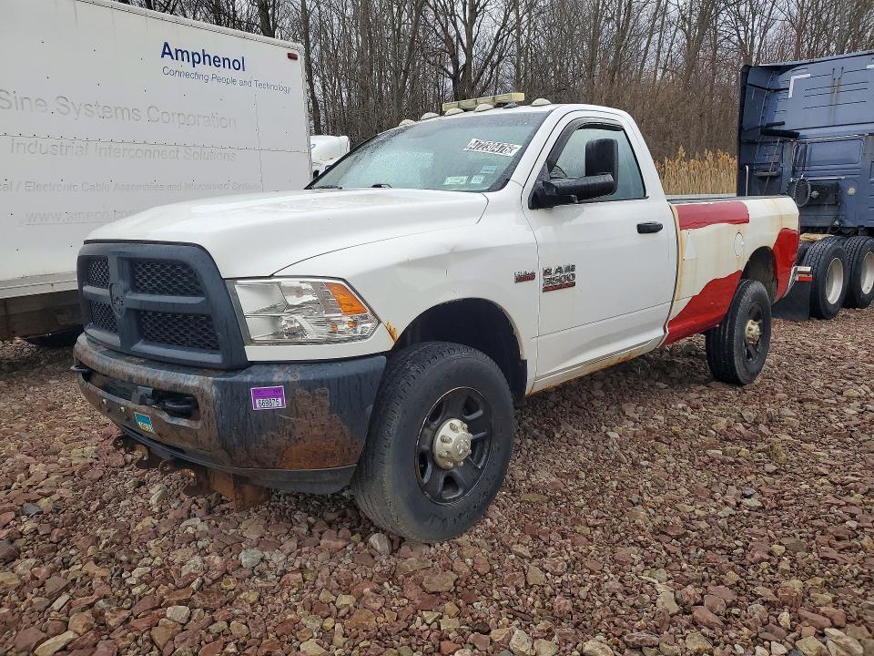 47230476 :رقم المزاد ، 3C63R3AT5HG586982 vin ، 2017 Ram 3500 مزاد بيع