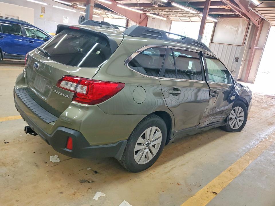 48740326 :رقم المزاد ، 4S4BSAFC9K3235939 vin ، 2019 Subaru Outback مزاد بيع