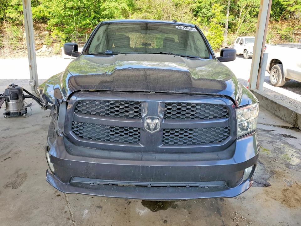50714086 :رقم المزاد ، 3C6RR6KG2JG195159 vin ، 2018 Ram 1500 مزاد بيع
