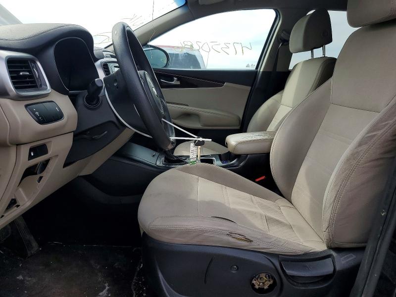 47350286 :رقم المزاد ، 5XYPGDA38HG263093 vin ، 2017 Kia Sorento مزاد بيع