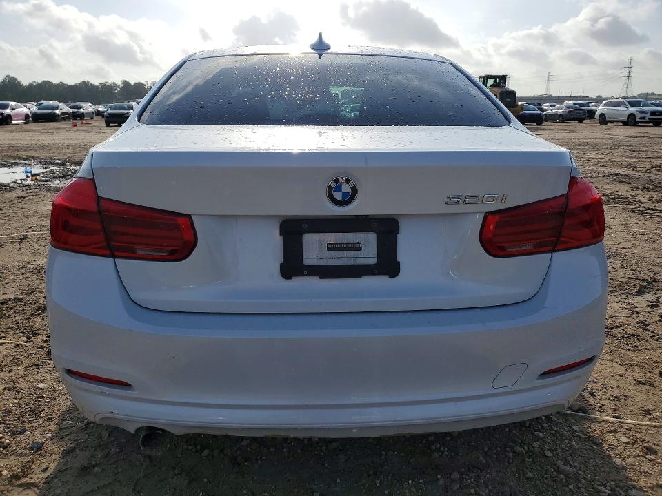 Aukcja sprzedaży 2018 Bmw 320, vin: WBA8E1G52JNU91538, numer aukcji: 49973206