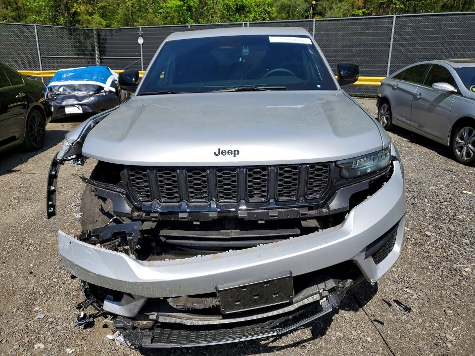 Продажа на аукционе авто 2024 Jeep Grand Cherokee, vin: 1C4RJHAG9RC233126, номер лота: 50143606