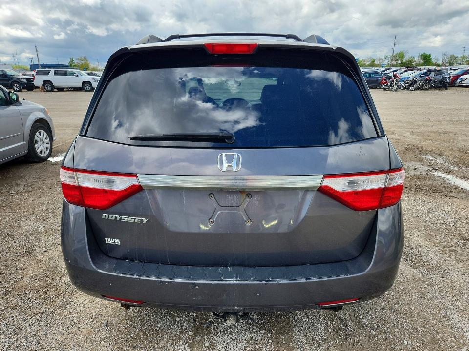 51329746 :رقم المزاد ، 5FNRL5H48BB081904 vin ، 2011 Honda Odyssey مزاد بيع