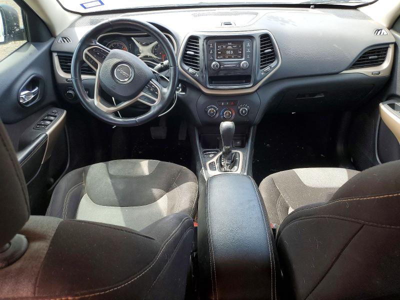 49593776 :رقم المزاد ، 1C4PJLABXHW640786 vin ، 2017 Jeep Cherokee مزاد بيع