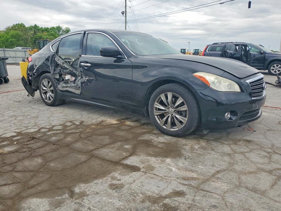 49713996 :رقم المزاد ، JN1AY1AP9BM521053 vin ، 2011 Infiniti M56 مزاد بيع