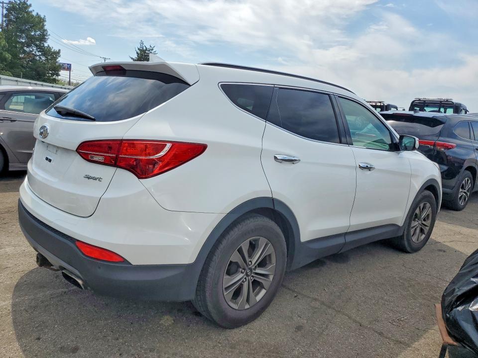 2016 Hyundai Santa Fe Sport მანქანა იყიდება აუქციონზე, vin: 5XYZU3LB1GG307658, აუქციონის ნომერი: 48718286