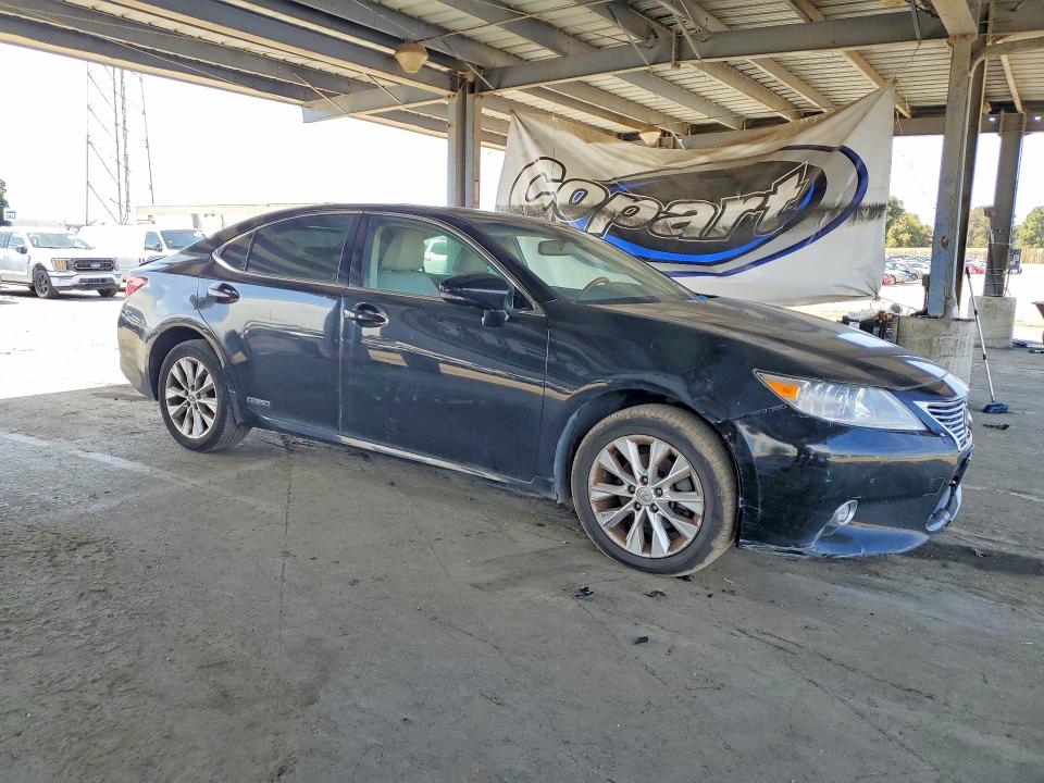50339686 :رقم المزاد ، JTHBW1GG8E2048288 vin ، 2014 Lexus Es 300h مزاد بيع