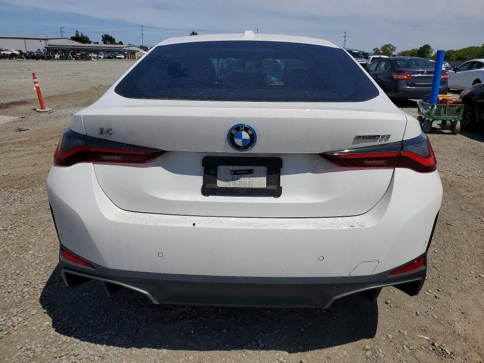 51264636 :رقم المزاد ، WBY43AW04RFR69931 vin ، 2024 Bmw I4 مزاد بيع