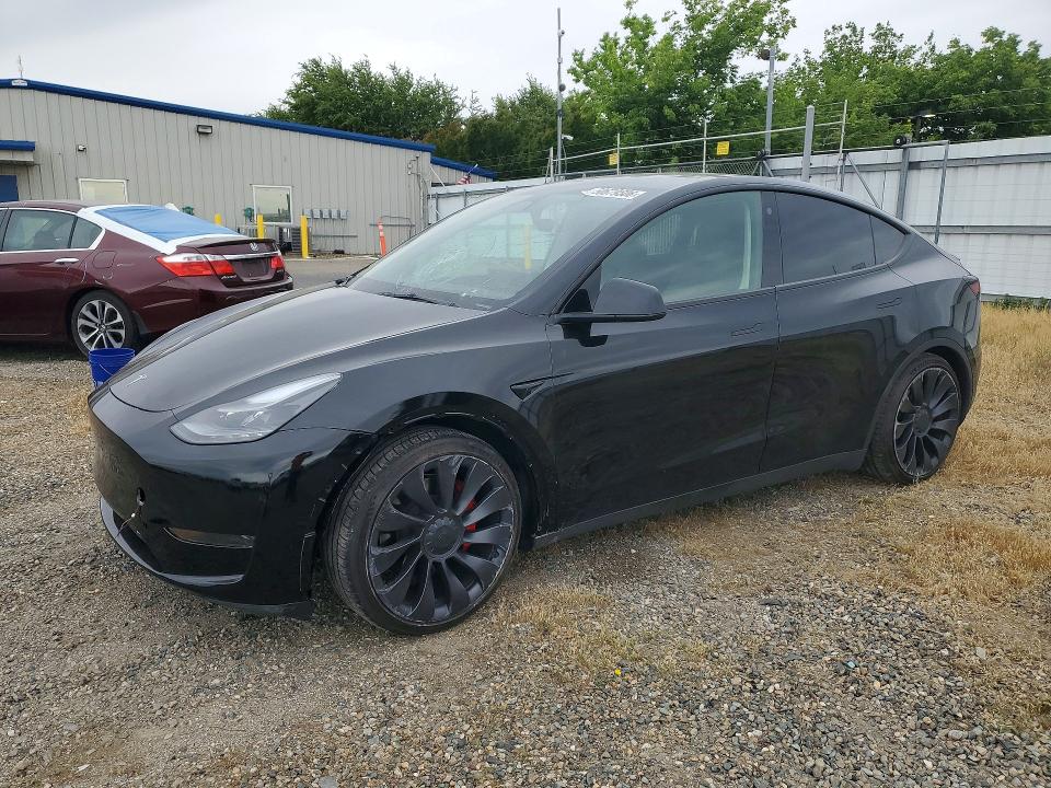 50679506 :رقم المزاد ، 7SAYGDEF7PF712412 vin ، 2023 Tesla Model Y مزاد بيع