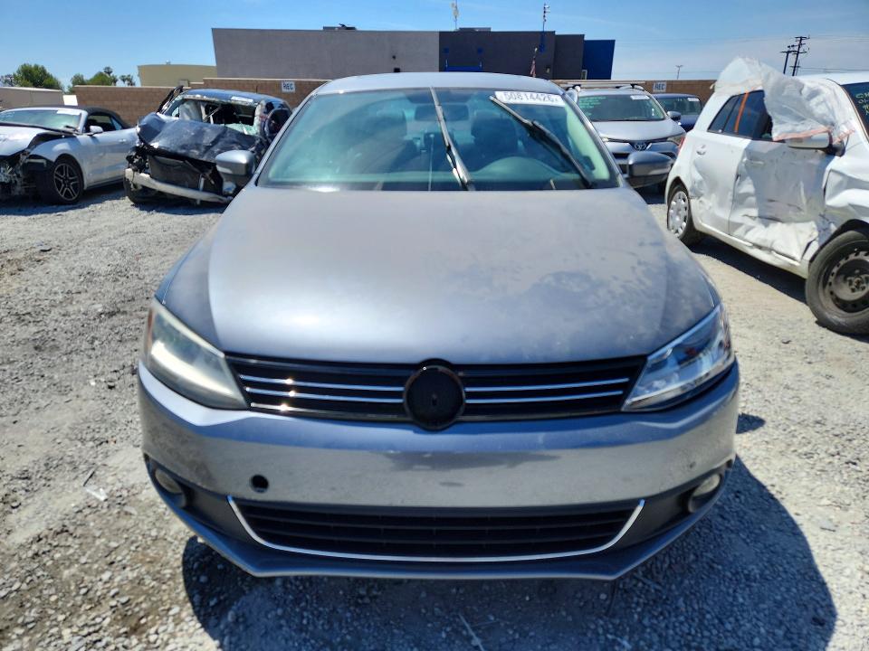 50814426 :رقم المزاد ، 3VWLL7AJ1DM405286 vin ، 2013 Volkswagen Jetta مزاد بيع