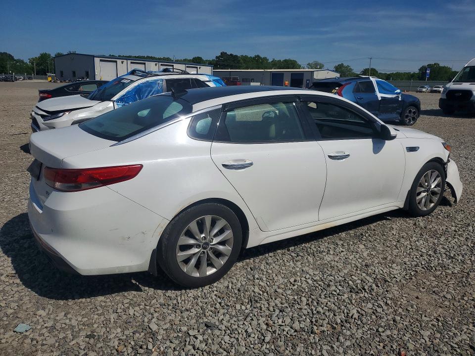 50453216 :رقم المزاد ، 5XXGU4L30JG204359 vin ، 2018 Kia Optima مزاد بيع