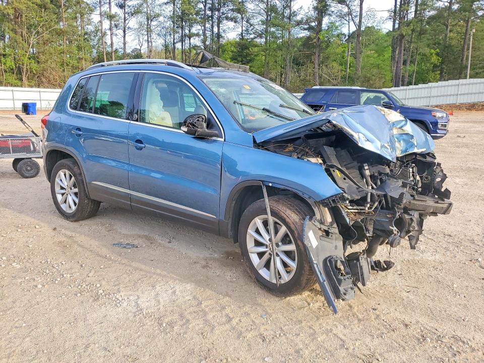Продажа на аукционе авто 2017 Volkswagen Tiguan, vin: WVGSV7AX5HK018942, номер лота: 48509046