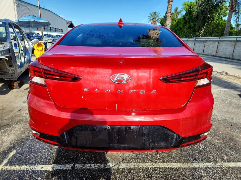 50369686 :رقم المزاد ، KMHD84LF2KU745826 vin ، 2019 Hyundai Elantra مزاد بيع