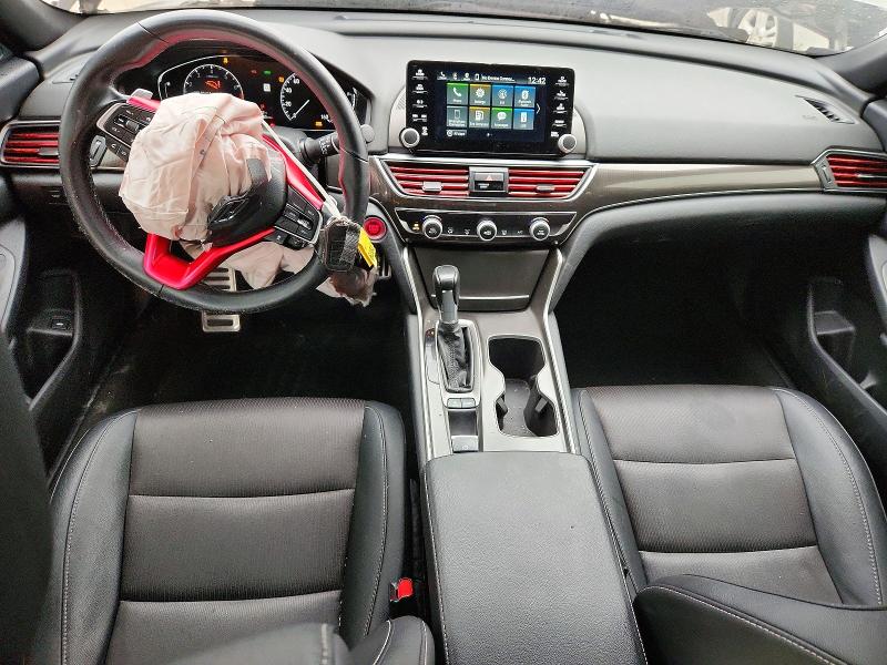 50713716 :رقم المزاد ، 1HGCV1F30KA168077 vin ، 2019 Honda Accord مزاد بيع