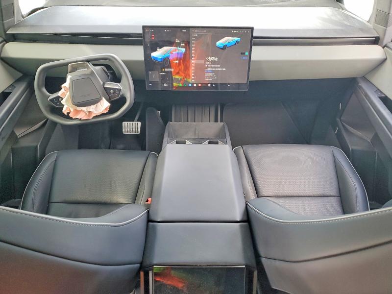49017326 :رقم المزاد ، 7G2CEHED2SA066069 vin ، 2025 Tesla Cybertruck مزاد بيع