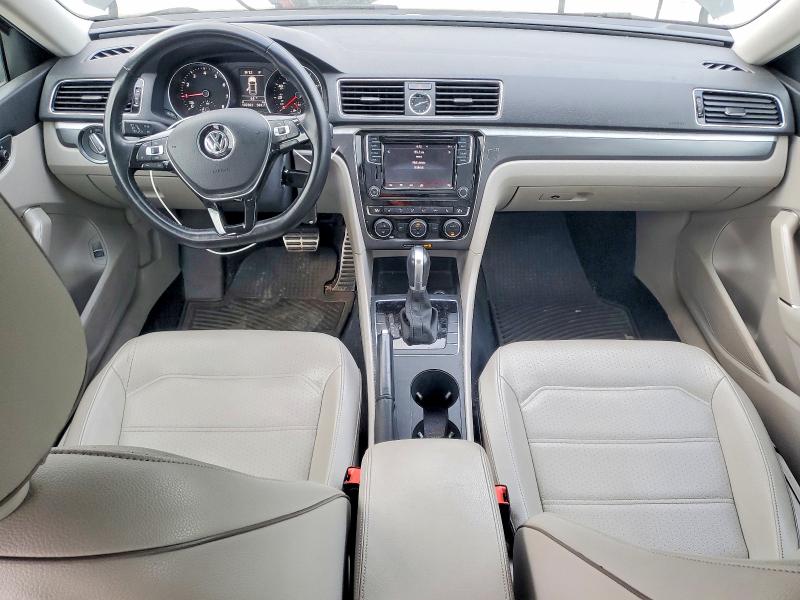 2017 Volkswagen Passat მანქანა იყიდება აუქციონზე, vin: 1VWDT7A34HC035609, აუქციონის ნომერი: 47307406