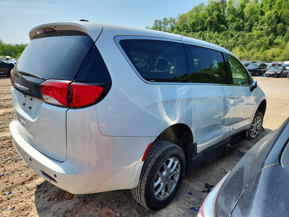 Продаж на аукціоні авто 2023 Chrysler Voyager, vin: 2C4RC1CG4PR583122, номер лоту: 51138926