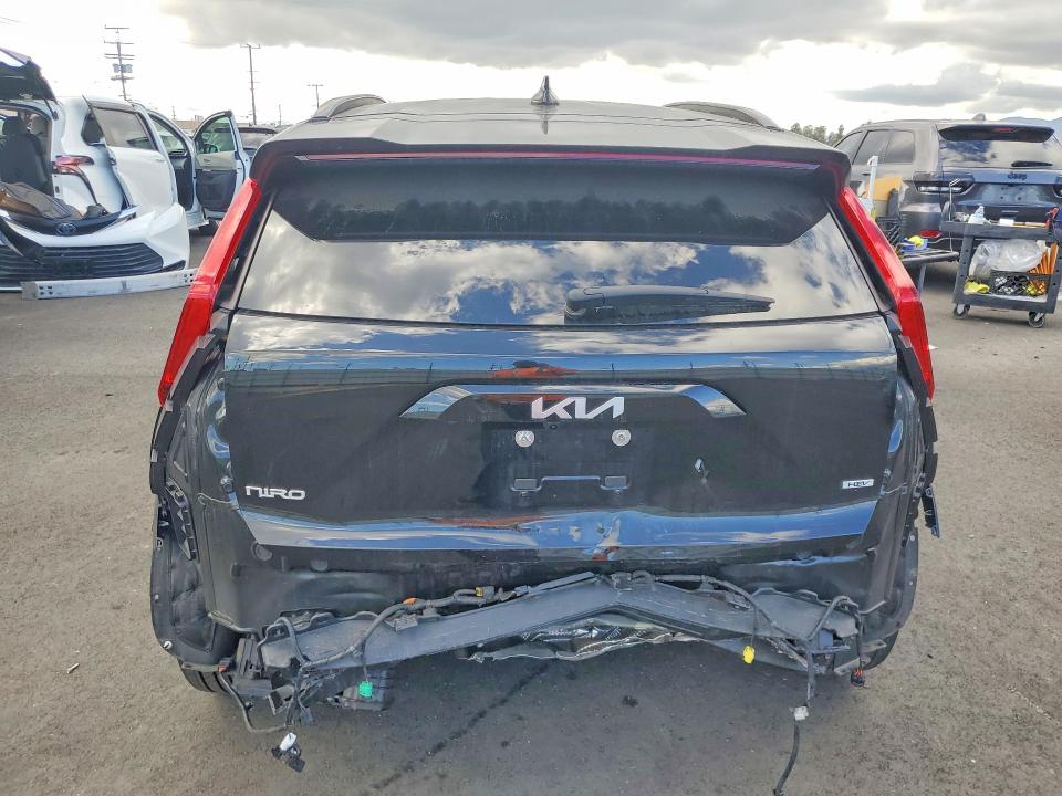 48470286 :رقم المزاد ، KNDCR3LE3S5218063 vin ، 2025 Kia Niro مزاد بيع