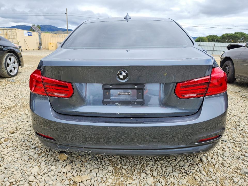 50767176 :رقم المزاد ، WBA8E1G54HNU12848 vin ، 2017 Bmw 320 مزاد بيع