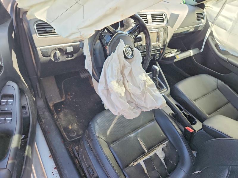 2015 Volkswagen Jetta მანქანა იყიდება აუქციონზე, vin: 3VWLA7AJ6FM340931, აუქციონის ნომერი: 50605706