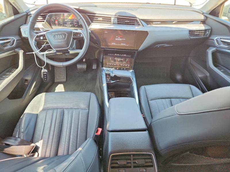 50788046 :رقم المزاد ، WA15AAGE2RB050596 vin ، 2024 Audi Q8 E-tron مزاد بيع