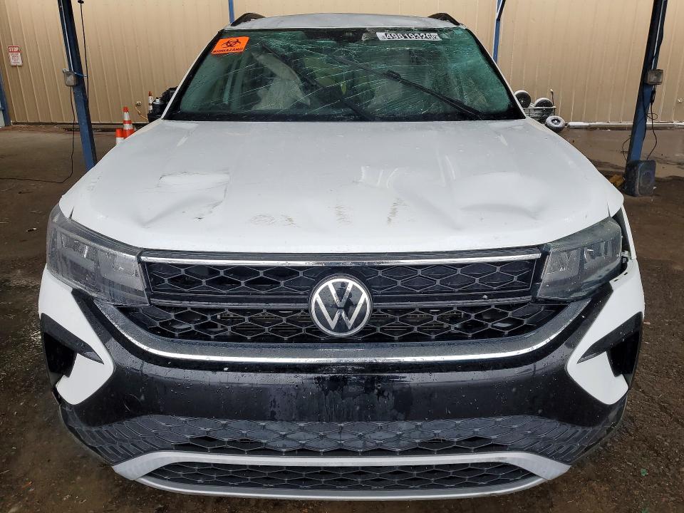 Продаж на аукціоні авто 2022 Volkswagen Taos, vin: 3VVDX7B27NM005206, номер лоту: 49819326