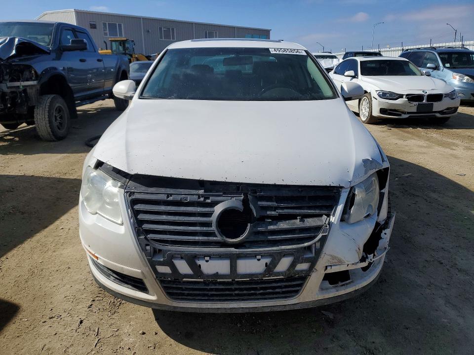 49585856 :رقم المزاد ، WVWKK73C17P030062 vin ، 2007 Volkswagen Passat مزاد بيع