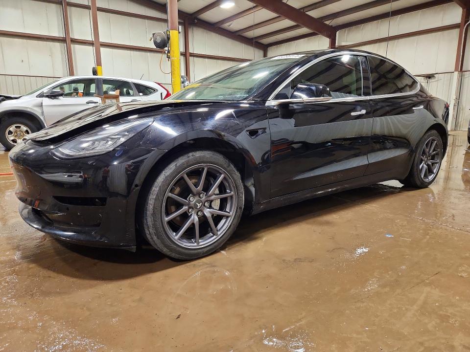 48096176 :رقم المزاد ، 5YJ3E1EB9JF182248 vin ، 2018 Tesla Model 3 مزاد بيع