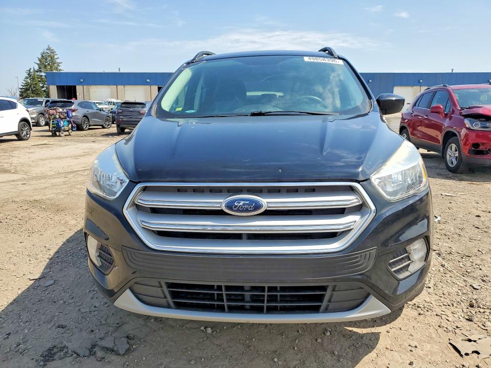 49858396 :رقم المزاد ، 1FMCU0GD5JUB09523 vin ، 2018 Ford Escape مزاد بيع