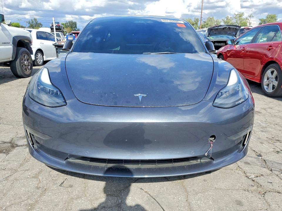 2022 Tesla Model 3 მანქანა იყიდება აუქციონზე, vin: 5YJ3E1EA1NF102549, აუქციონის ნომერი: 49736806