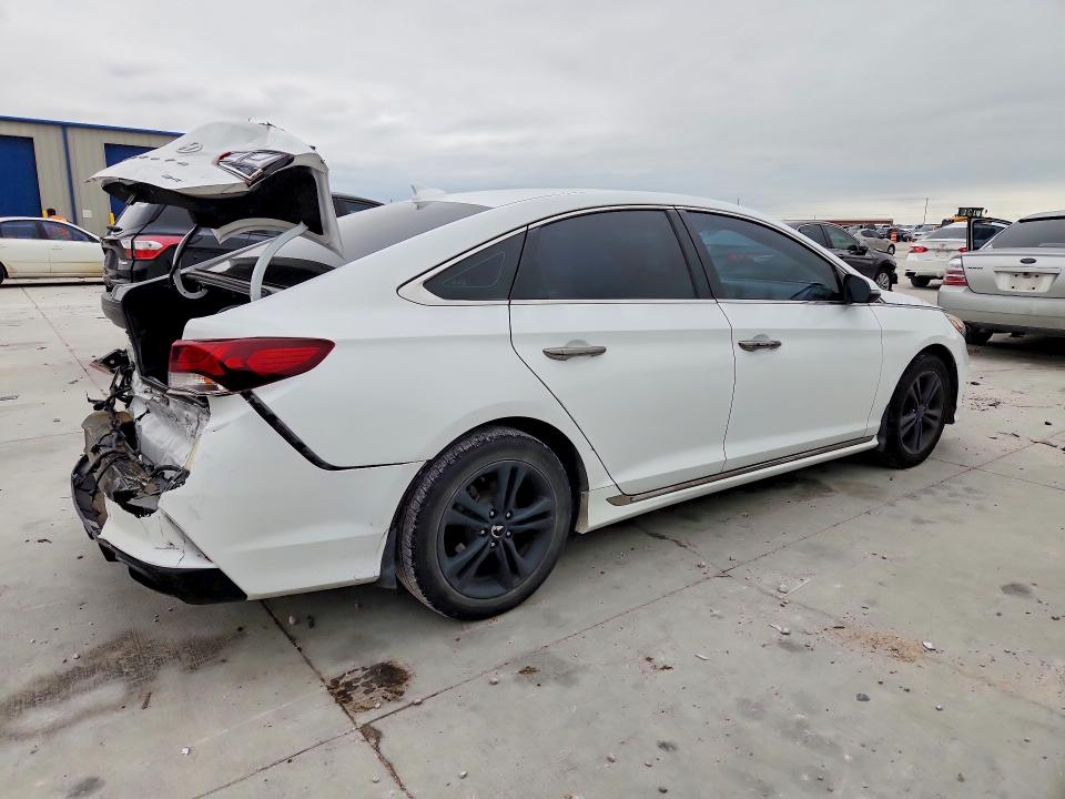 Продаж на аукціоні авто 2018 Hyundai Sonata Sel, vin: 5NPE34AF2JH633529, номер лоту: 52048276