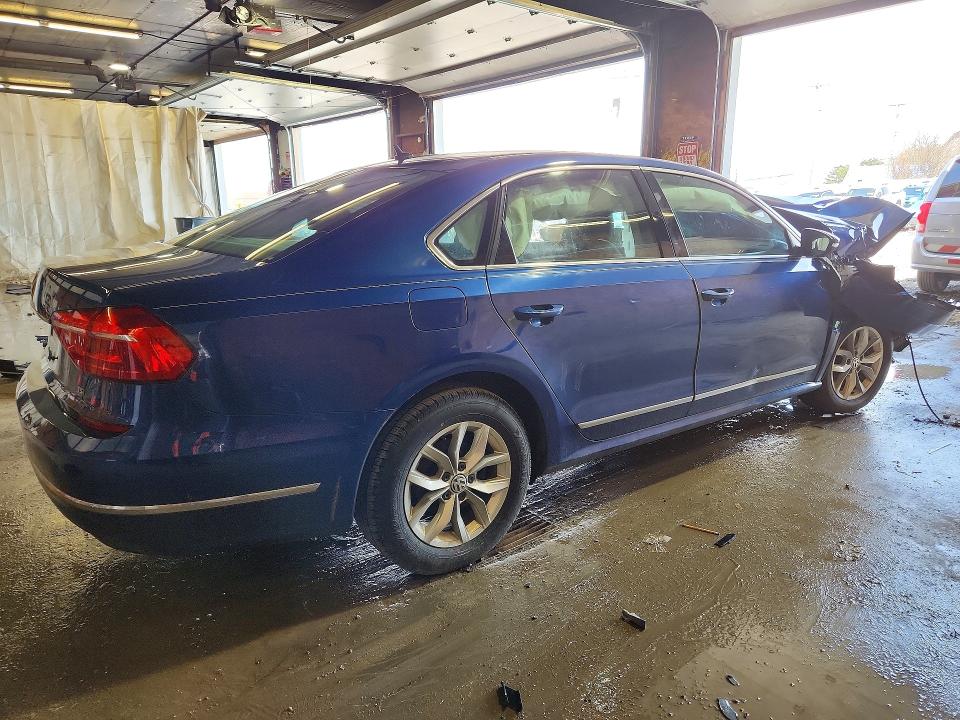 48272566 :رقم المزاد ، 1VWAT7A35GC051562 vin ، 2016 Volkswagen Passat مزاد بيع
