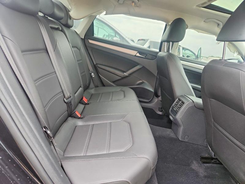 51321856 :رقم المزاد ، 1VWSA7A31MC016734 vin ، 2021 Volkswagen Passat مزاد بيع