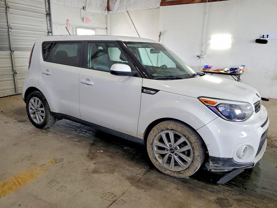 Продажа на аукционе авто 2018 Kia Soul, vin: KNDJP3A59J7902960, номер лота: 50906896