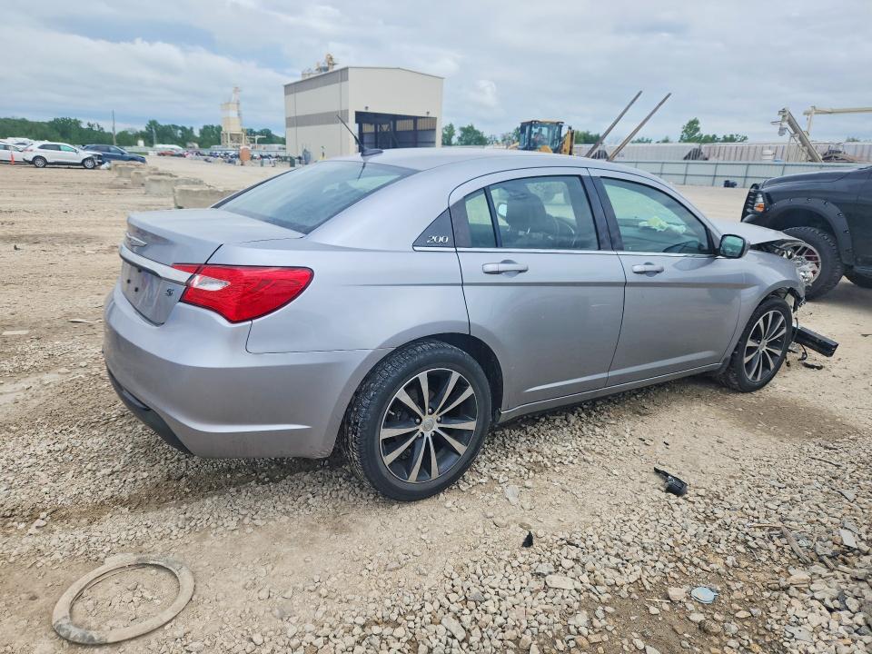 Auction sale of the 2013 Chrysler 200, vin: 1C3CCBCG3DN523695, lot number: 51443226