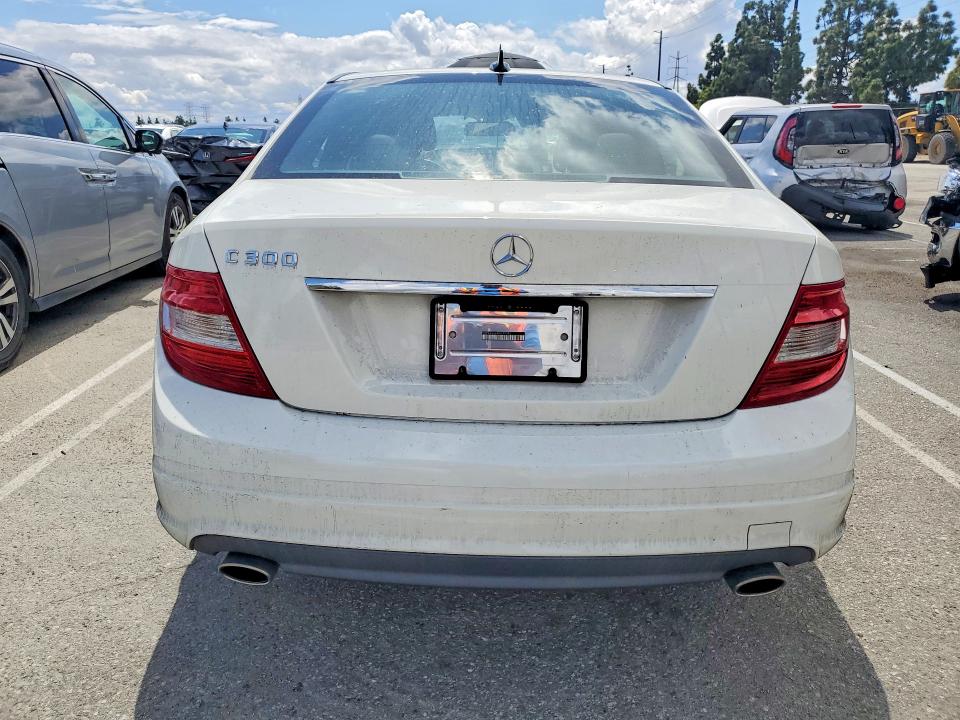 49646286 :رقم المزاد ، WDDGF5EB4BR139783 vin ، 2011 Mercedes-benz C مزاد بيع