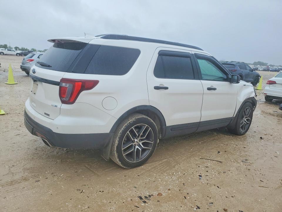 50611776 :رقم المزاد ، 1FM5K8GT5GGA84859 vin ، 2016 Ford Explorer مزاد بيع