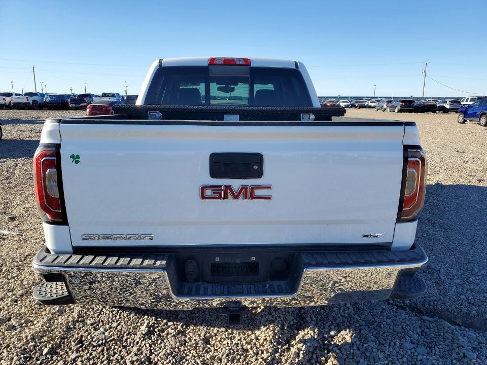 48017636 :رقم المزاد ، 3GTU2NEC5JG629388 vin ، 2018 Gmc Sierra مزاد بيع