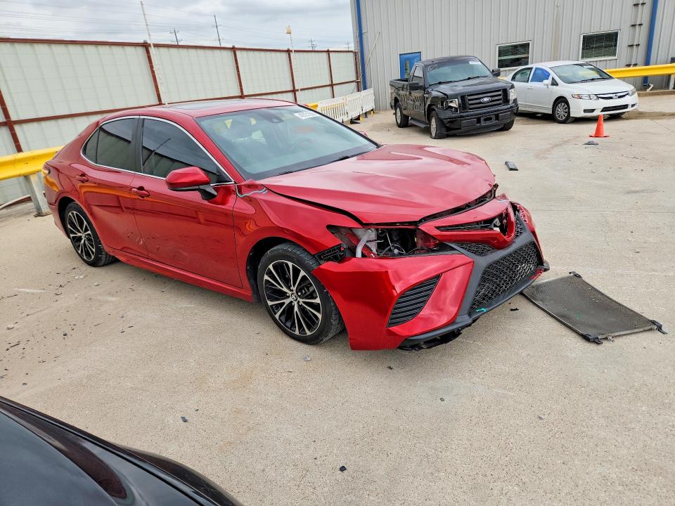 Продаж на аукціоні авто 2020 Toyota Camry, vin: 4T1G11AK4LU301512, номер лоту: 49721556