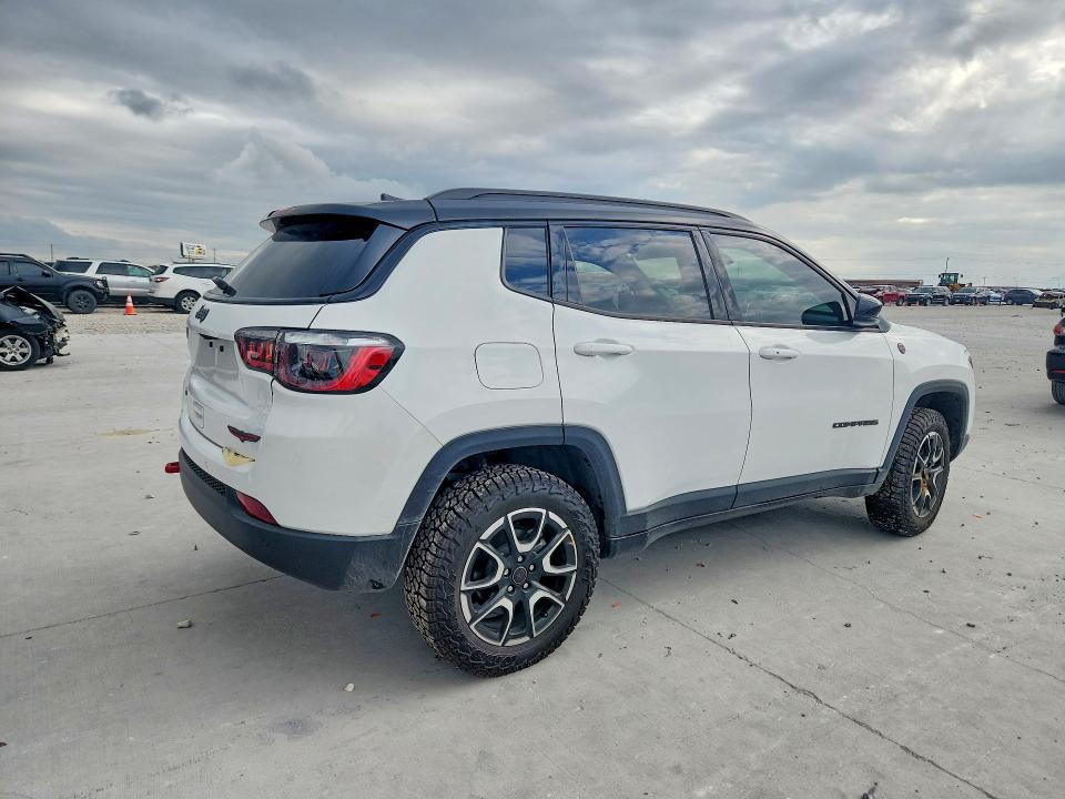 2026 Jeep Compass მანქანა იყიდება აუქციონზე, vin: 3C4NJDDN9TT170817, აუქციონის ნომერი: 50191236