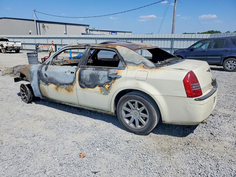 51074986 :رقم المزاد ، 2C3JA63H65H577256 vin ، 2005 Chrysler 300c مزاد بيع