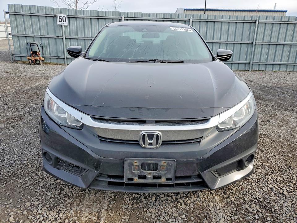 48072256 :رقم المزاد ، 2HGFC2F60JH022359 vin ، 2018 Honda Civic مزاد بيع