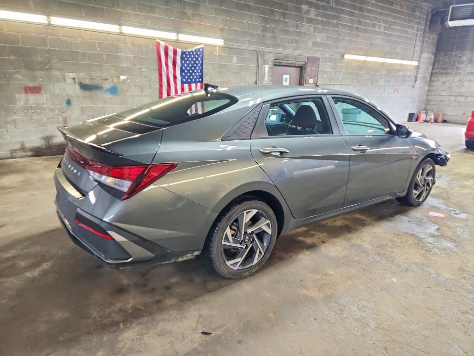 2025 Hyundai Elantra მანქანა იყიდება აუქციონზე, vin: KMHLM4DG3SU074021, აუქციონის ნომერი: 49559796