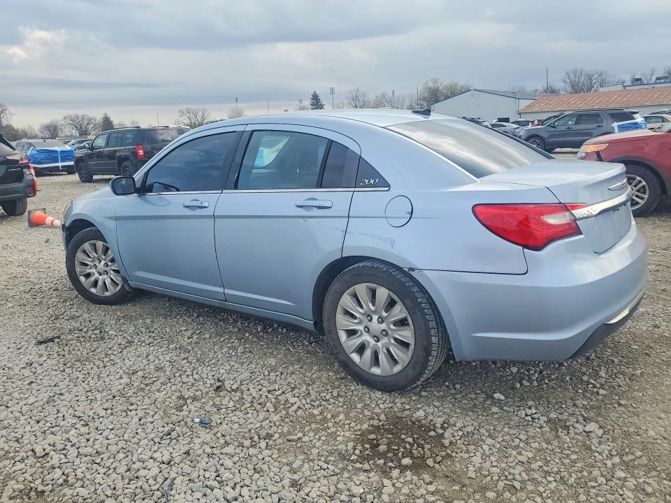 48233836 :رقم المزاد ، 1C3CCBAB7DN641840 vin ، 2013 Chrysler 200 مزاد بيع