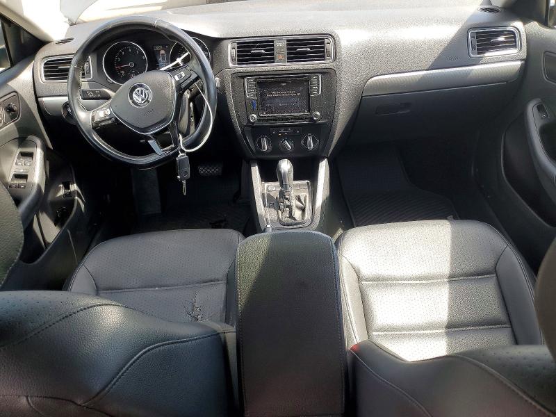 51205686 :رقم المزاد ، 3VWDB7AJXHM299000 vin ، 2017 Volkswagen Jetta مزاد بيع
