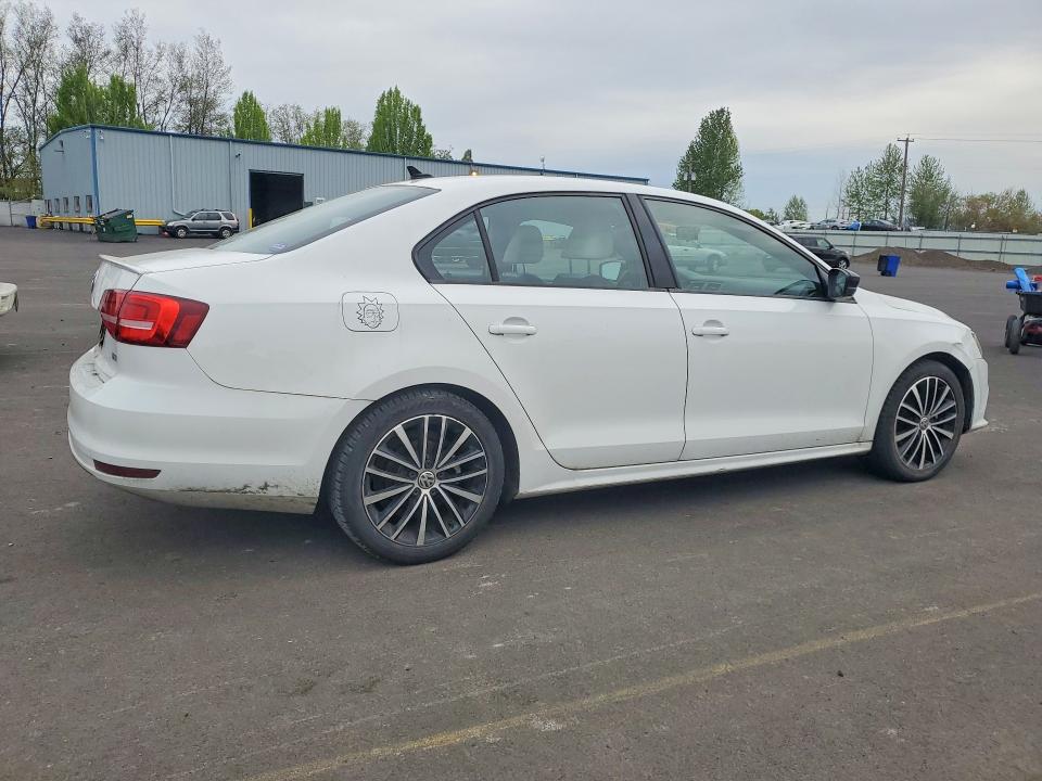 49842516 :رقم المزاد ، 3VWD17AJXFM346512 vin ، 2015 Volkswagen Jetta مزاد بيع
