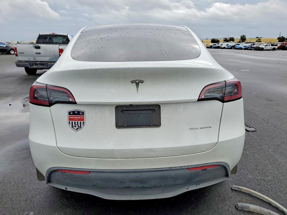 2023 Tesla Model Y მანქანა იყიდება აუქციონზე, vin: 7SAYGDEE7PF675546, აუქციონის ნომერი: 48022336